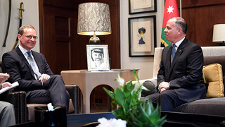 Foto: Bundesratspräsident Michael Müller und Prinz Feisal lbn Al-Hussein Foto: Bundesratspräsident Michael Müller und Prinz Feisal lbn Al-Hussein